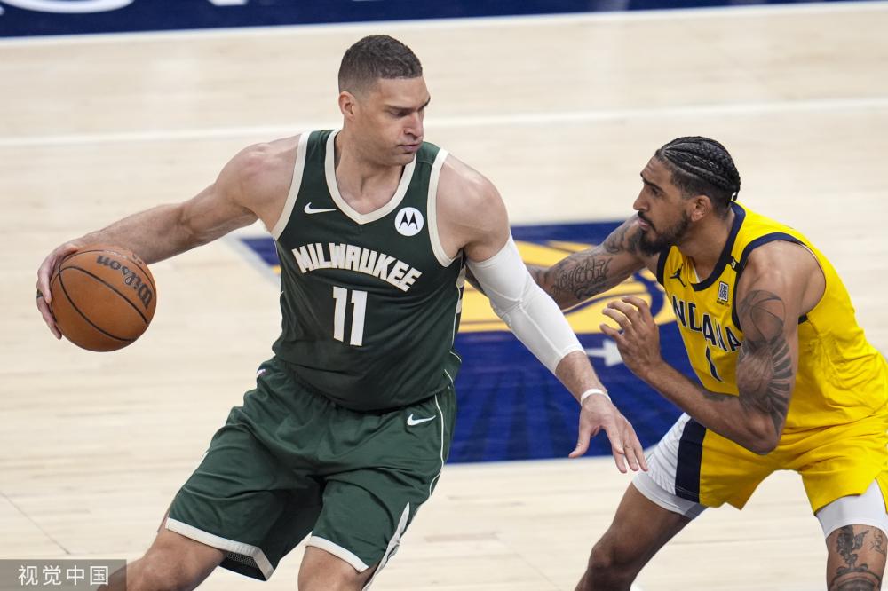 球迷们不仅 球迷们不仅